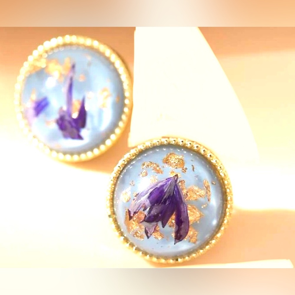 “Navy Calla Lily Petals” Blue Pressed Preserved Dried Flower Gold Flake Orb Stud - Picture 11 of 14
